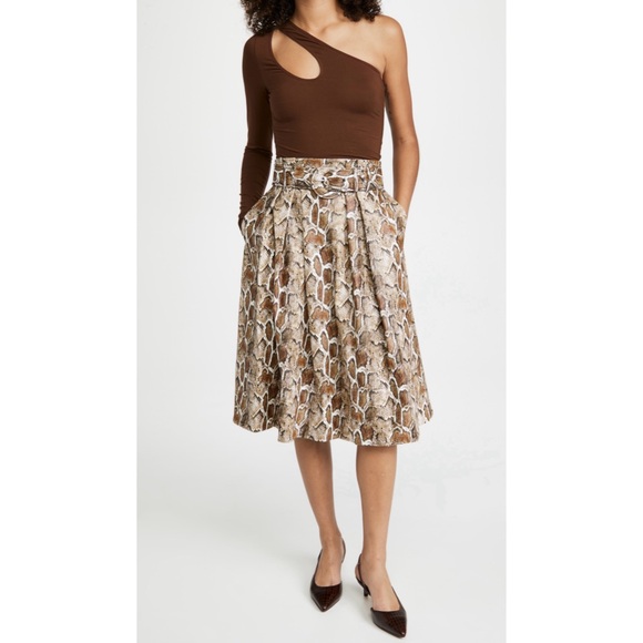 🤎 reformation top 🤎 - Picture 3 of 9